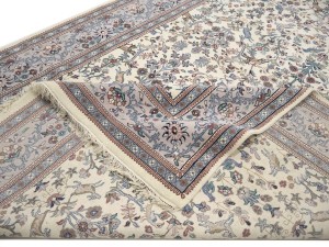 Cream Floral 10X14 Indo-Kashan Oriental Rug