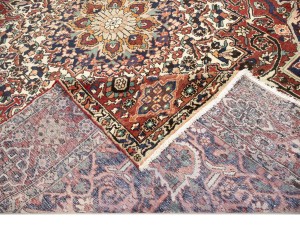 Vintage Red Floral 9'8X12'6 Bakhtiari Persian Rug