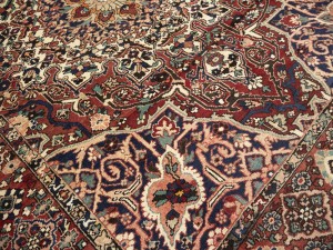 Vintage Red Floral 9'8X12'6 Bakhtiari Persian Rug