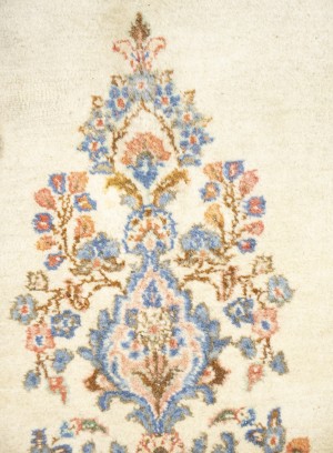 Semi Antique Cream Traditional Floral 9X17 Kerman Persian Rug