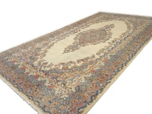 Semi Antique Cream Traditional Floral 9X17 Kerman Persian Rug
