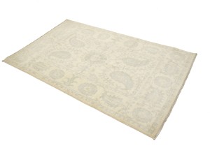 Beige Floral Chobi Peshawar 4X6 Pakistan Oriental Rug
