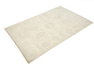 Beige Floral Chobi Peshawar 4X6 Pakistan Oriental Rug