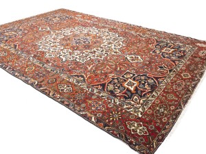 Vintage Red Floral 10X15 Bakhtiari Persian Rug