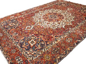 Vintage Red Floral 10X15 Bakhtiari Persian Rug