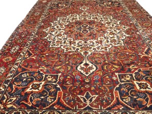 Vintage Red Floral 10X15 Bakhtiari Persian Rug