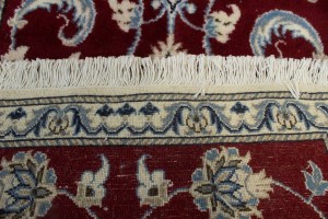Red Floral Classic 2'2X4'6 Nain Persian Rug