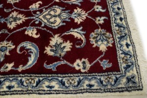 Red Floral Classic 2'2X4'6 Nain Persian Rug