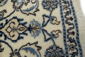 Cream Classic Floral 2'2X4'4 Nain Persian Rug