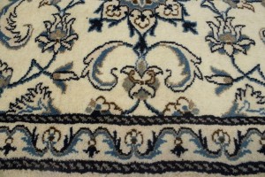 Cream Classic Floral 2'3X4'7 Nain Persian Rug