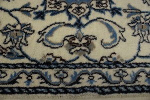 Cream Floral Classic 2'3X4'7 Nain Persian Rug