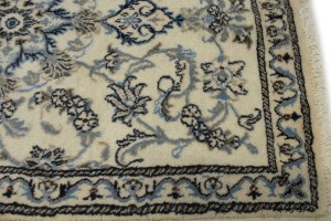 Cream Floral Classic 2'9X4'7 Nain Persian Rug