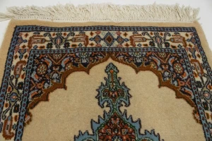 Vintage Cream 2X3 Mood Tabriz Persian Rug
