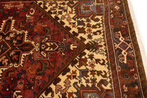 Vintage Red Geometric 5'5X6'7 Heriz Persian Rug