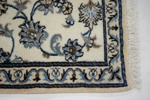 Ivory Classic 3X4 Nain Kashmar Persian Rug