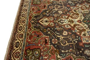 Vintage Dark Brown Floral 7X10 Bakhtiari Persian Rug