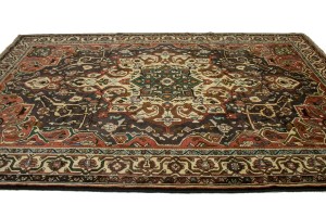 Vintage Dark Brown Floral 7X10 Bakhtiari Persian Rug