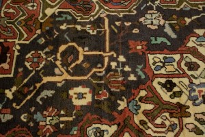 Vintage Dark Brown Floral 7X10 Bakhtiari Persian Rug