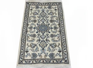 Cream Floral Classic 2'4X4 Nain Persian Rug