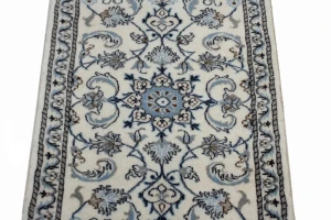 Cream Floral Classic 2'4X4 Nain Persian Rug
