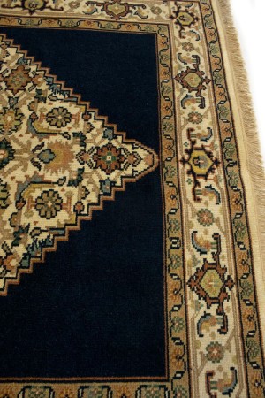 Dark Navy Geometric Floral 5X8 Indo-Bidjar Oriental Rug