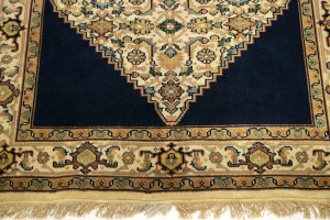 Dark Navy Geometric Floral 5X8 Indo-Bidjar Oriental Rug