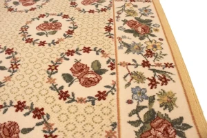 Cream Floral Machine-Made 5'5X8'6 Modern Rug