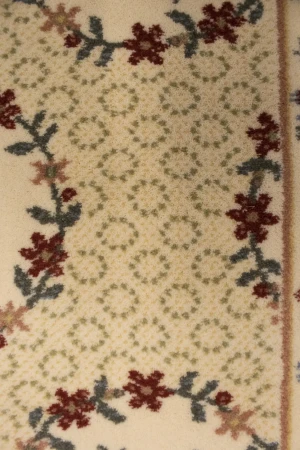Cream Floral Machine-Made 5'5X8'6 Modern Rug