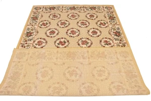 Cream Floral Machine-Made 5'5X8'6 Modern Rug