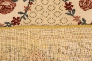 Cream Floral Machine-Made 5'5X8'6 Modern Rug