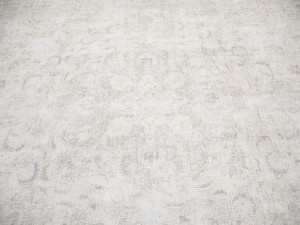 Antique Muted Cream Floral 9'5X12'8 Distressed Vintage Oriental Rug