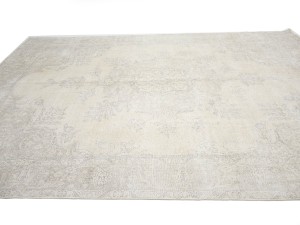 Antique Muted Beige Floral 9'5X12'7 Distressed Vintage Oriental Rug