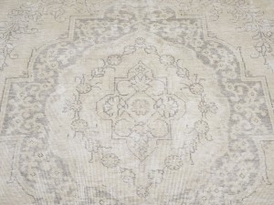 Antique Muted Beige Floral 8X11 Distressed Vintage Oriental Rug