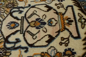 Vintage Cream Pictorial 5X9 Shahreza Persian Rug