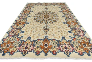 Semi Antique Cream Traditional 8X11 Kashan Persian Rug
