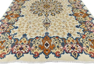 Semi Antique Cream Traditional 8X11 Kashan Persian Rug