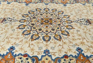 Semi Antique Cream Traditional 8X11 Kashan Persian Rug