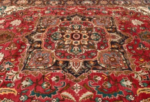 Vintage Red Floral 8X12 Heriz Persian Rug