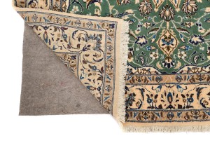 Vintage Floral Classic Green 5X6 Nain Persian Rug