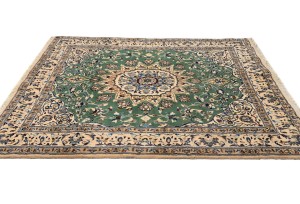 Vintage Floral Classic Green 5X6 Nain Persian Rug