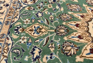 Vintage Floral Classic Green 5X6 Nain Persian Rug