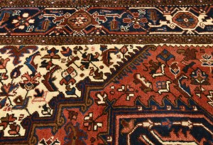 Vintage Red Geometric 7X10 Heriz Persian Rug