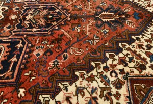 Vintage Red Geometric 7X10 Heriz Persian Rug