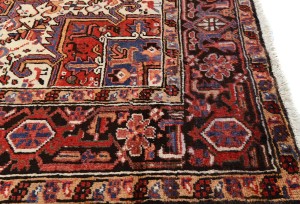 Vintage Red Geometric 7X10 Heriz Persian Rug