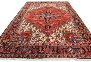 Vintage Red Geometric 7X10 Heriz Persian Rug