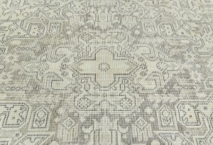 Antique Muted Beige Floral 4'7X7'8 Distressed Vintage Oriental Rug