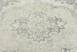 Antique Muted Beige Floral 5'3X8'8 Distressed Vintage Oriental Rug