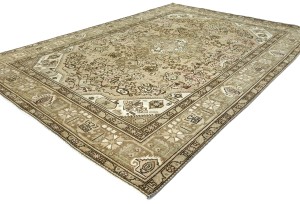 Semi Antique Muted Beige Floral 6'5X9'4 Distressed Vintage Oriental Rug