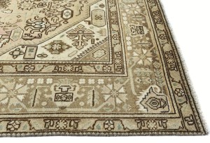 Semi Antique Muted Beige Floral 6'5X9'4 Distressed Vintage Oriental Rug
