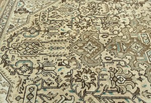 Semi Antique Muted Beige Floral 6'5X9'6 Distressed Vintage Oriental Rug